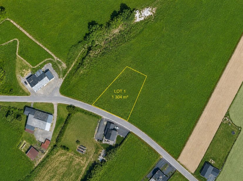 Terrain à vendre à Rue Briahan,
                    6832 Sensenruth