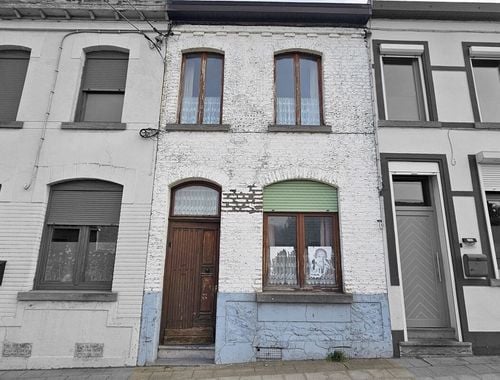                                         Eengezinswoning te koop in Boussu, € 75.000
