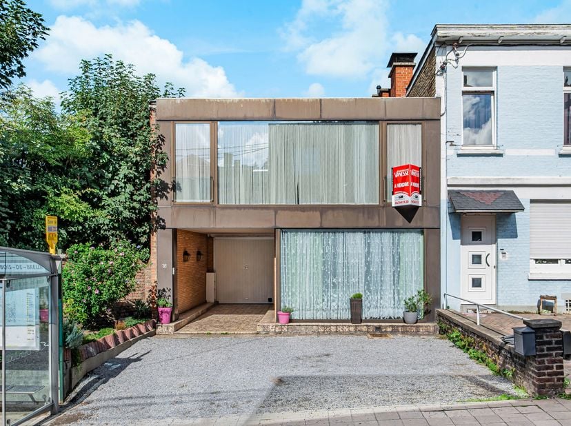 Huis te koop in Rue Commandant Duchesne 18,
                    4020 Jupille-sur-Meuse
