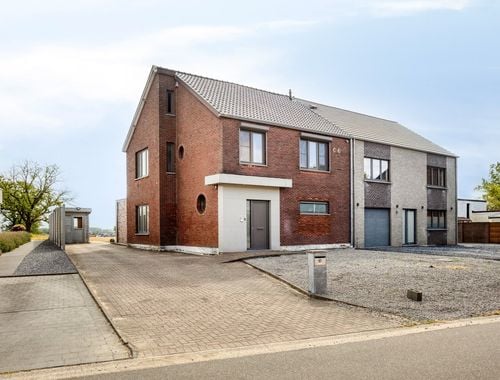                                         Eengezinswoning te koop in Diepenbeek, € 449.000

