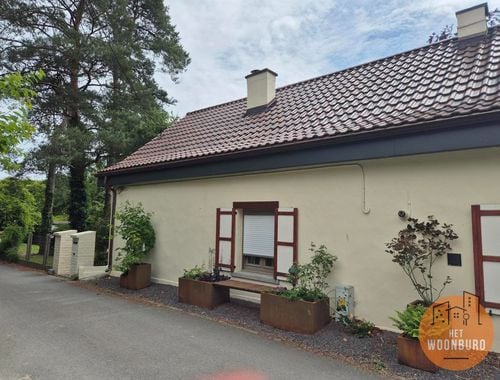                                         Maison à louer à Sint-Ulriks-Kapelle, € 1.500
