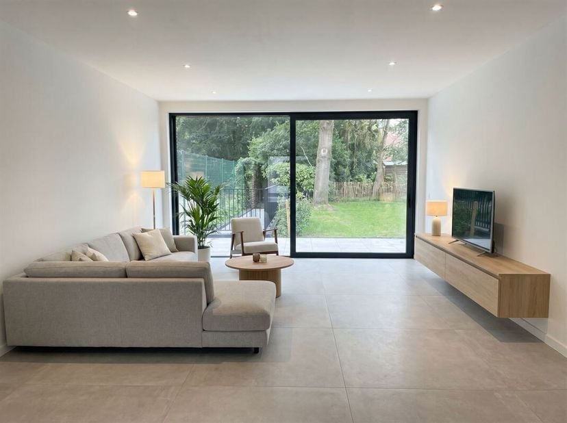 Dit is het laatste nog beschikbare appartement in de stijlvolle, kleinschalige residentie "Refa" in Genk.<br />
Residentie "REFA" is een verwijzing na