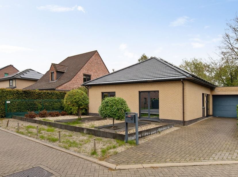 Huis te koop in Nieuw-Sloten 12,
                    2830 Blaasveld