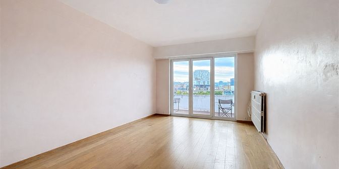 Appartement te koop in Boulevard Dixmude  30A, 1000 Brussel