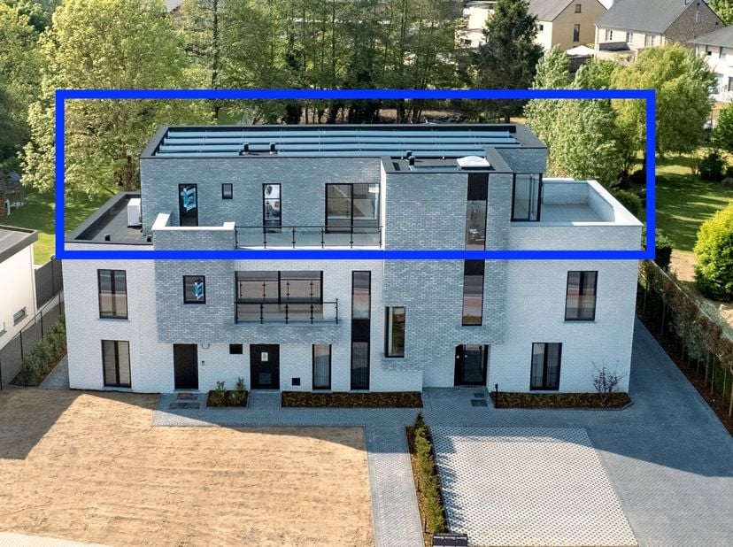 Dit nieuwbouwproject is gelegen in de Vloeiherkstraat, aan de rand van het centrum van Wellen, en is volledig afgewerkt met hoogwaardige materialen.<b