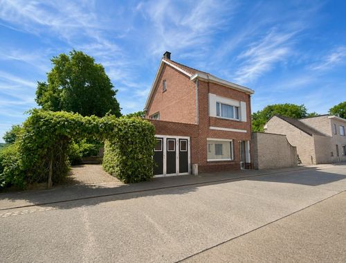                                         Woning te koop in Assenede, € 215.000
