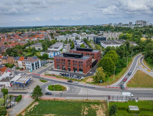                                         Bâtiment d’entreprise à louer à Wemmel, € 2.419
