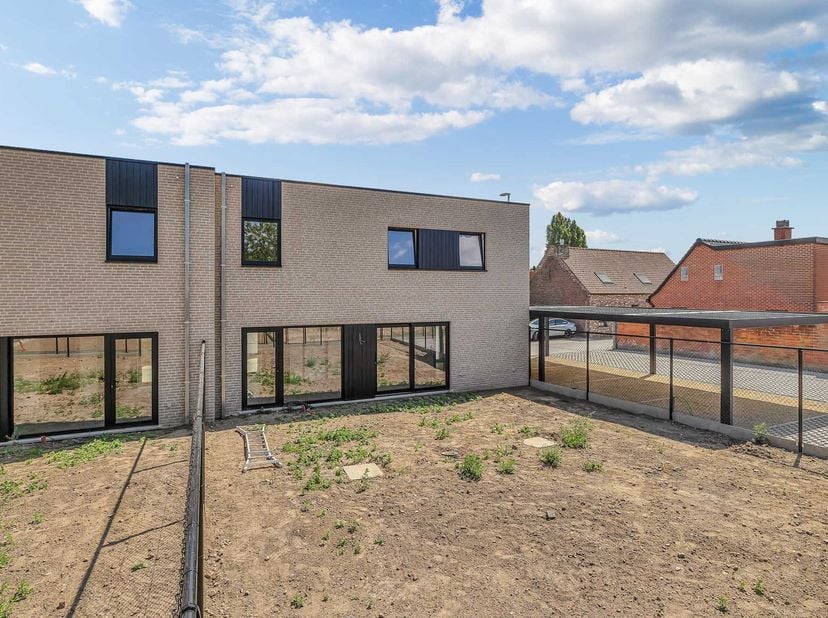 Huis te koop
                    in 9800 Vinkt