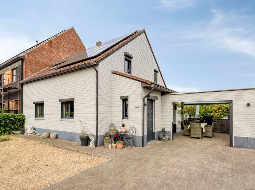 Huis te koop in Oude baan 161,
                    3550 Heusden