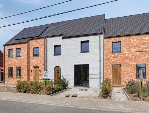                                         Maison à vendre à Bovekerke, € 375.000

