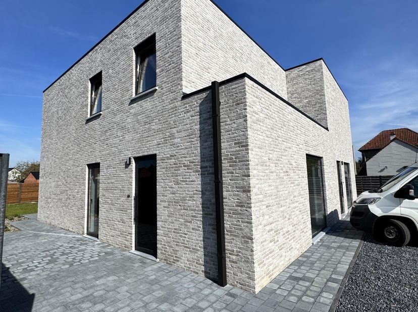 Huis te huur in Heikant 7,
                    3550 Zolder