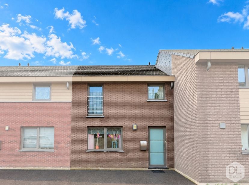 Huis te koop in ,
                    7700 Moeskroen