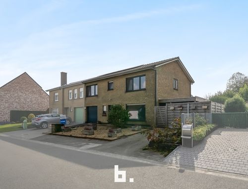                                         Woning te koop in Aartrijke, € 330.000
