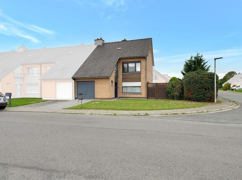 Maison à vendre à ,
                    7780 Comines