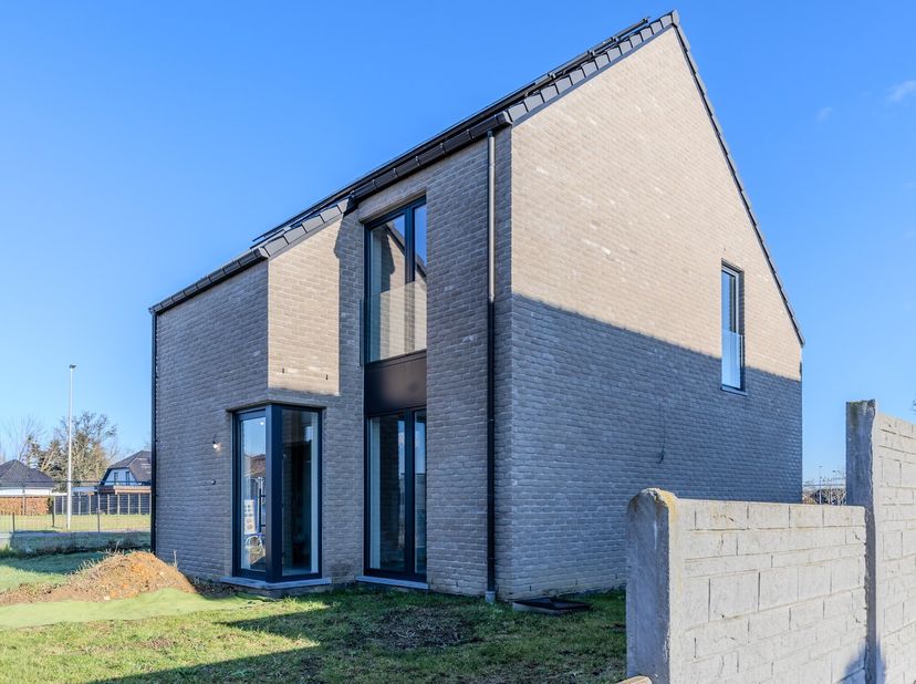 Maison à vendre
                    à 3680 Maaseik