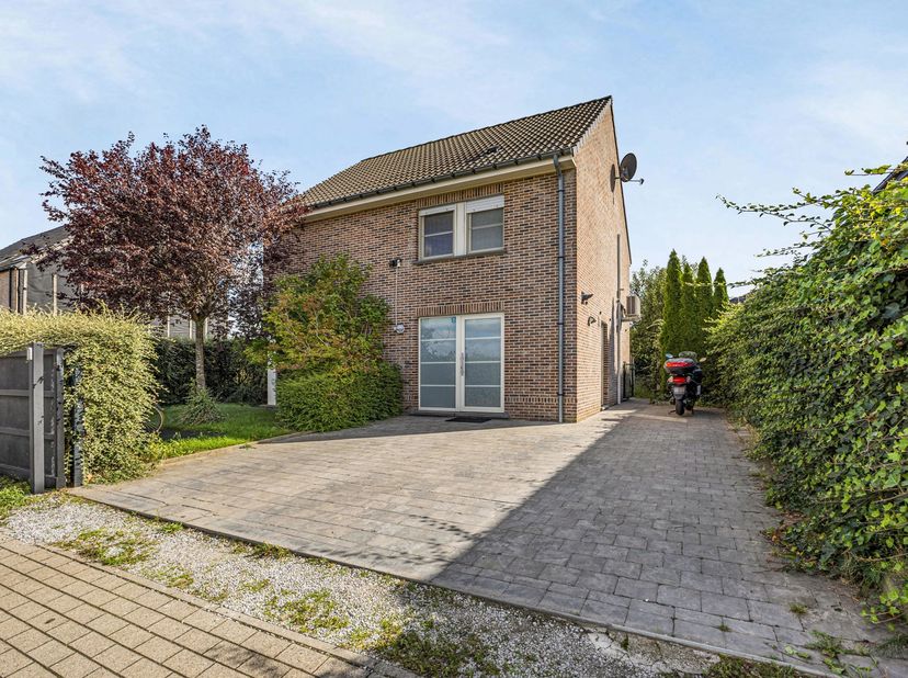 Maison à vendre à Jan Baptist Wautersstraat 95,
                    1600 Sint-Pieters-Leeuw