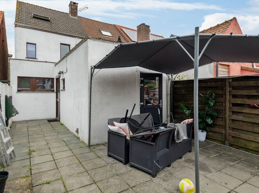 Spacieuse maison familiale de 3 chambres à proximité du centre du village d'Essen<br />
<br />
Prix indicatif : 285 000 euros<br />
<br />
Située à qu