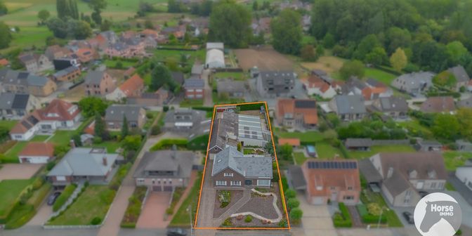 Huis te koop in Sint-Antelinksstraat 11, 9550 Woubrechtegem