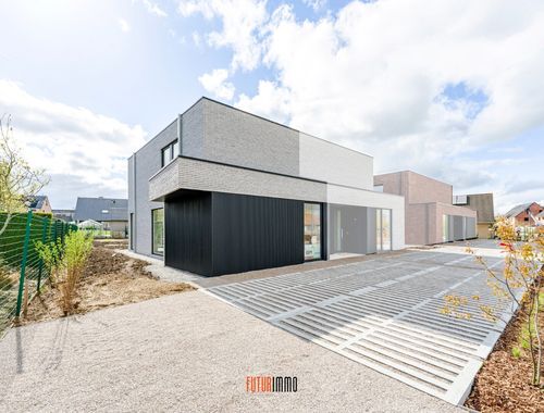                                         Woning te koop in Wingene, € 495.000
