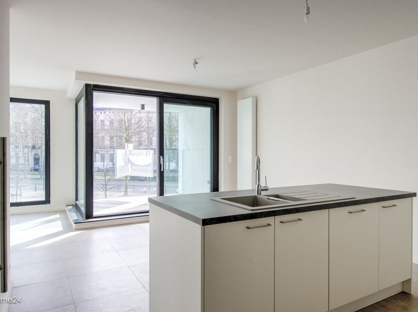 Appartement te huur in Blauwtorenplein 6 bus 101,
                    2000 Antwerpen