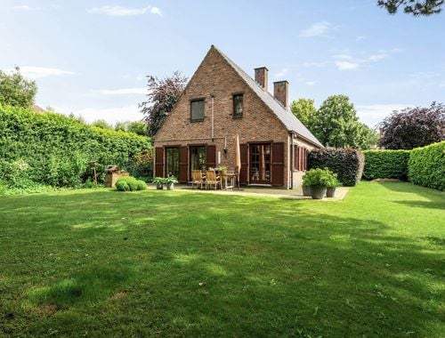                                         Maison à vendre à Aartselaar, € 825.000
