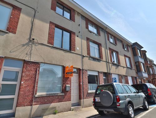                                        Eengezinswoning te koop in Kortrijk, € 185.000
