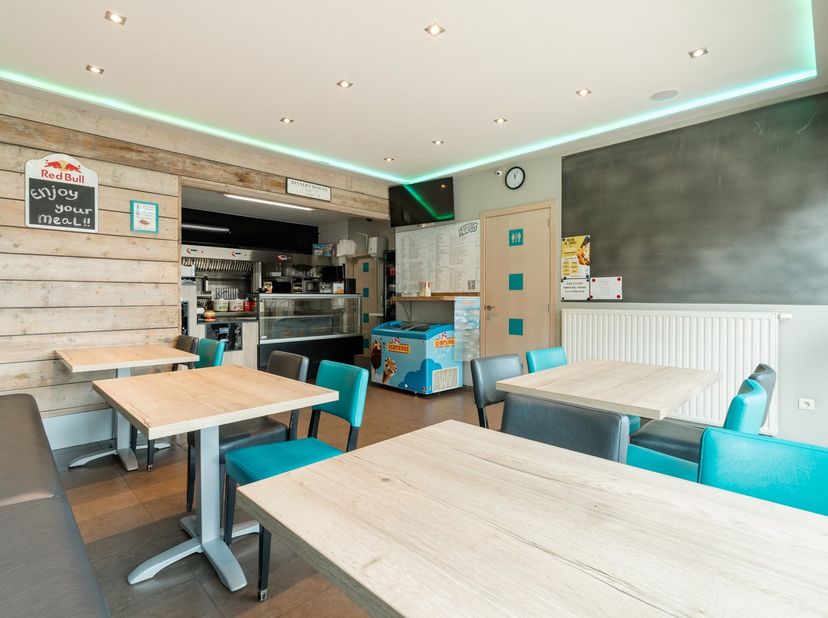 Bien professionnel à vendre
                    à 3930 Achel
