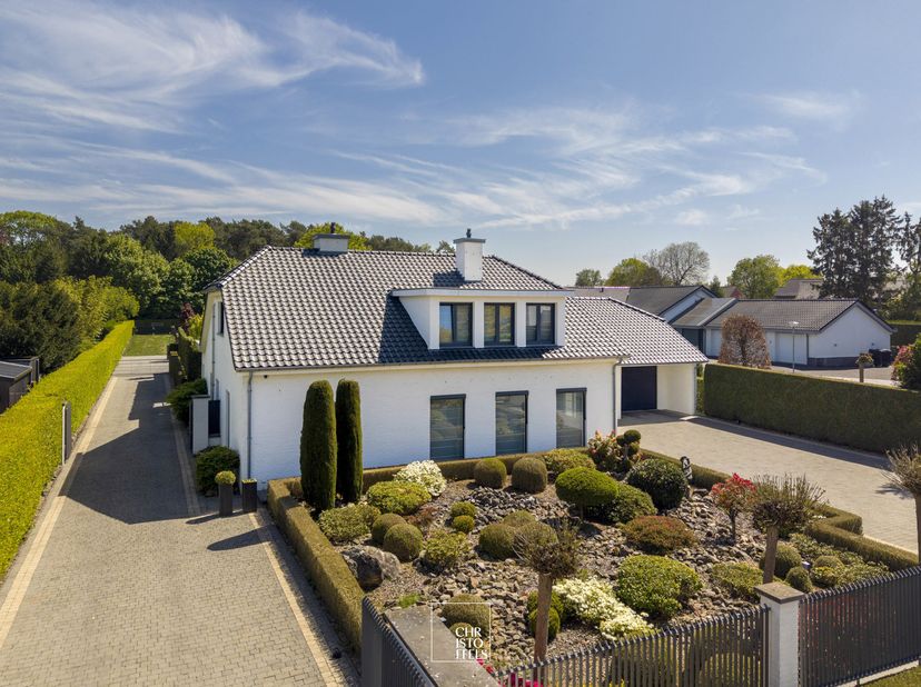 Huis te koop in Van Kerckemstraat 14,
                    3620 Neerharen