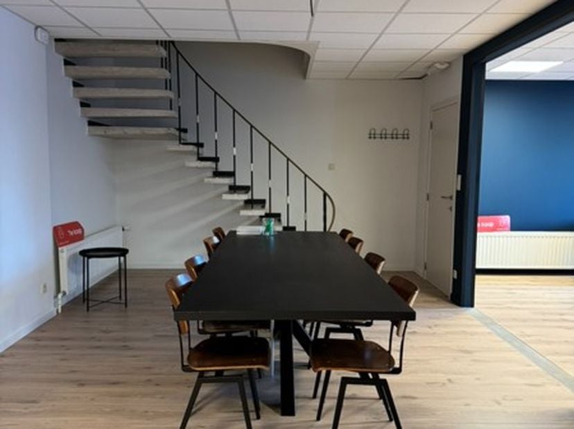 Bien professionnel à louer
                    à 3580 Beringen