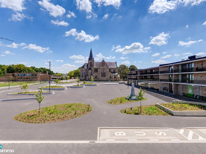 ZEER RUIM ENERGIEZUINIG APPARTEMENT MET 3 SLAAPKAMERS MET PARKEERPLAATS IN HET CENTRUM VAN AS<br />
<br />
*** Bekijkt U dit appartement via een aanve