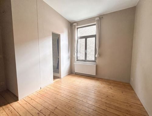                                         Appartement te huur in Elsene, € 600
