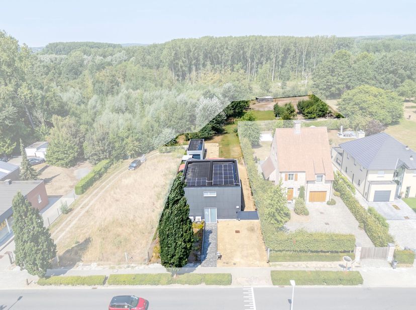 Huis te koop in Klein Zottegem 85,
                    9520 Vlierzele