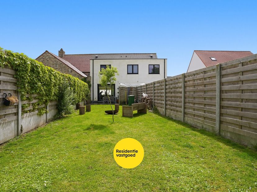 Maison à vendre
                    à 8600 Keiem