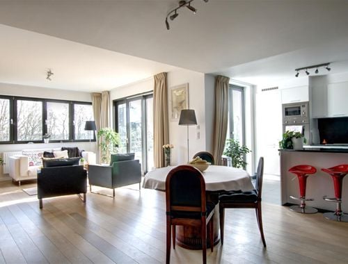                                         Appartement te huur in Ukkel, € 1.600
