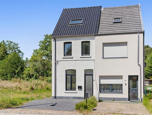                                         Eengezinswoning te koop in Duffel, € 389.000
