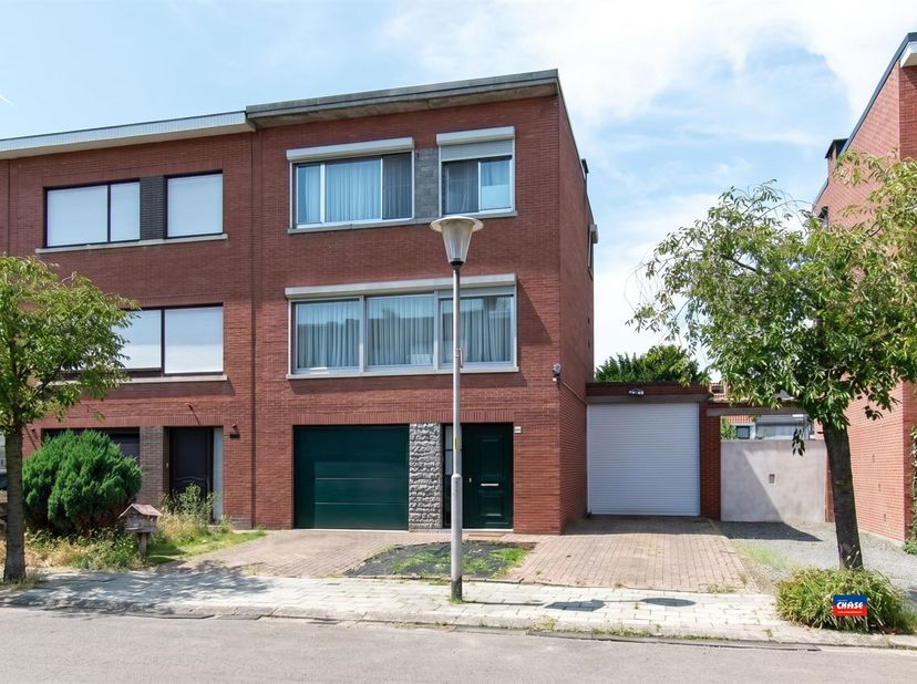 Huis te koop in Meetjeslandstraat 55,
                    2660 Hoboken