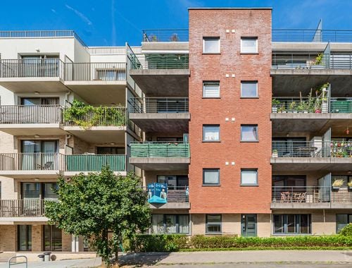                                         Appartement à vendre à Berchem-Sainte-Agathe, € 349.000
