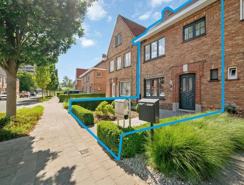                                         Maison à vendre à Sint-Pieters, € 249.000

