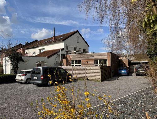                                         Appartement à louer à Glons, € 815

