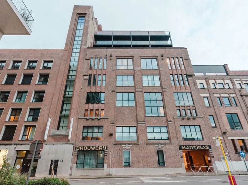 Assistentiewoning te huur - Martinas Merchtem<br />
Mooie assistentiewoning te huur in hartje Merchtem in de gerenoveerde brouwerij Martinas / Ginder