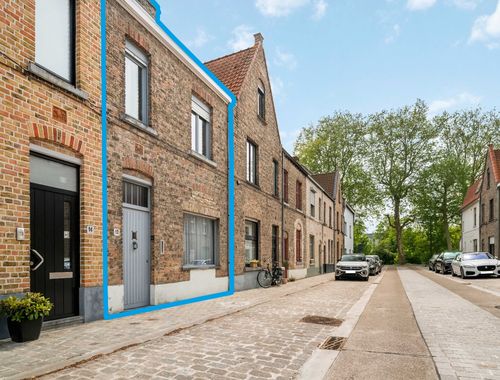                                        Maison à vendre à Brugge, € 230.000
