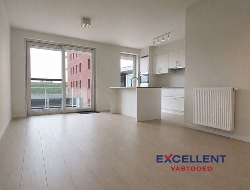                                         Appartement te huur in Petegem-aan-de-Leie, € 820
