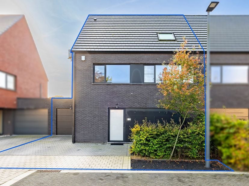 Huis te koop in Vroente 9,
                    2390 Oostmalle