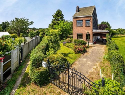                                         Woning te koop in Sint-Pieters-Leeuw, € 265.000
