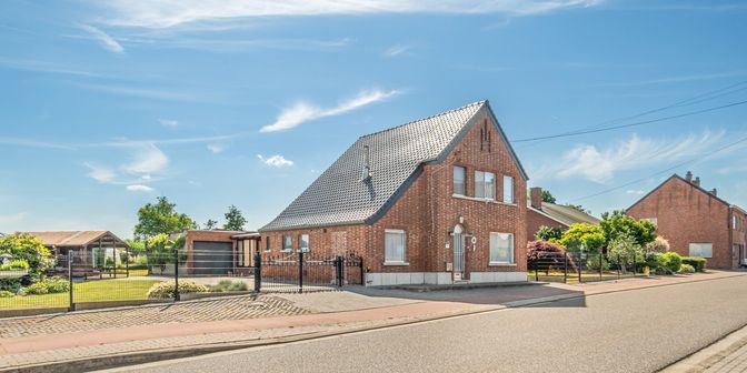 Huis te koop in Zilveren-Helmenstraat 8, 3545 Halen