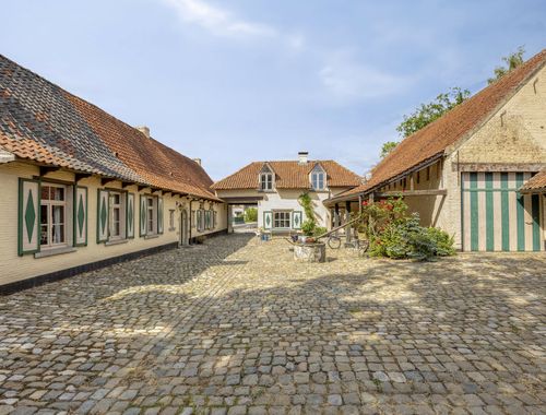                                         Hoeve te koop in Essene, € 745.000
