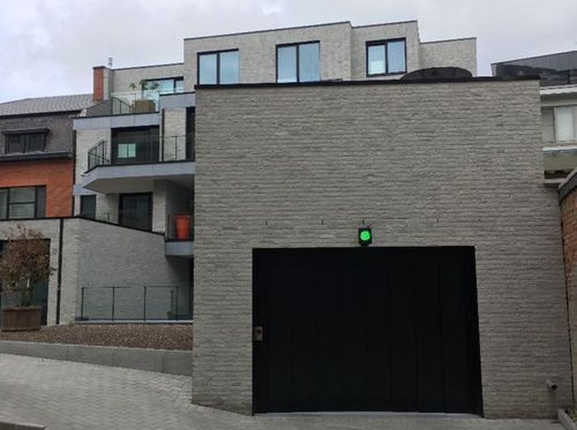 Garage à louer
                    à 3500 Hasselt