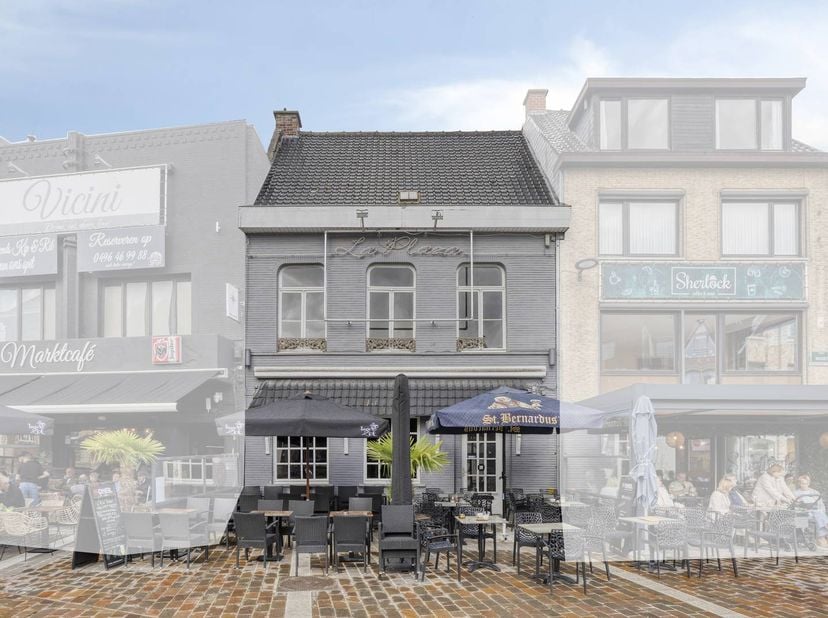 Cette propriété hôtelière est à vendre sur le Markt de Torhout. Cette propriété a une surface utilisable d'environ 128 m². Il s'agit de l'ensemble de