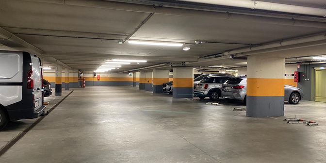 Garage te huur in Leopoldplein, 3500 Hasselt