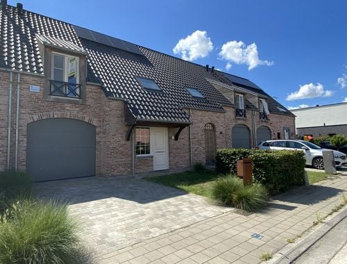                                         Woning te huur in Ardooie, € 945
